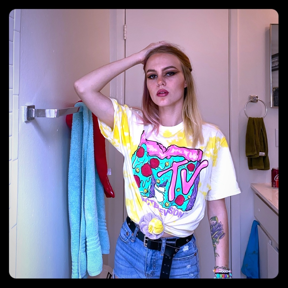 Retro MTV tie dyed t-shirt